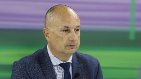 Vučić rizikuje mesto u EU